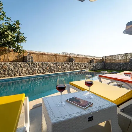 Parla 4* 페티예