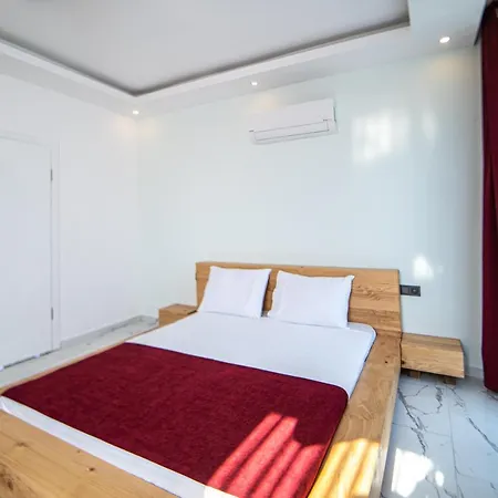 Ξενοδοχείο Parla 4*